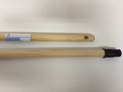 Manche bois poncé - Ø 23,5 mm - l. 130 cm - embout à vis - à l'unité