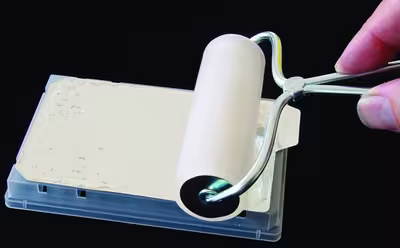 Rouleau étaleur pour films de scellage